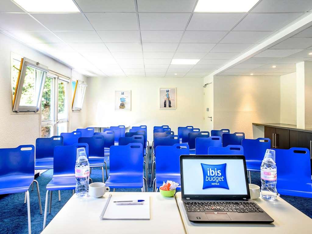 Ibis Budget Valenciennes Petite Forêt Facilități foto